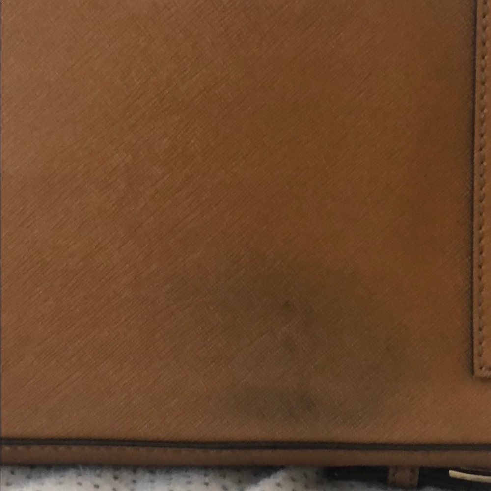 Tory Burch 💼 - Picture 4 of 7